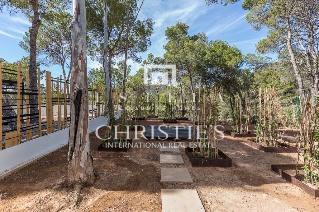 Villa Cala Vadella a luxury βίλες / μονοκατοικίες for sale in Cala Vadella Ιμπιζα